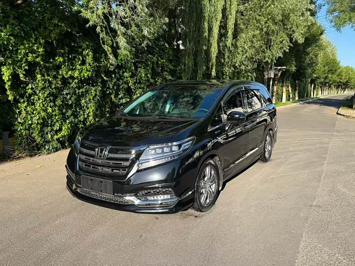 Elysion 2019 2.0L Hybrid Luxury Edition