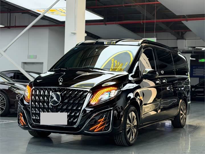 Vito 2023 2.0T Business Edition 7 seats