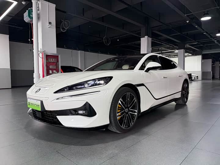 Denza Z9GT 2024 1100 four-wheel drive Ultra version