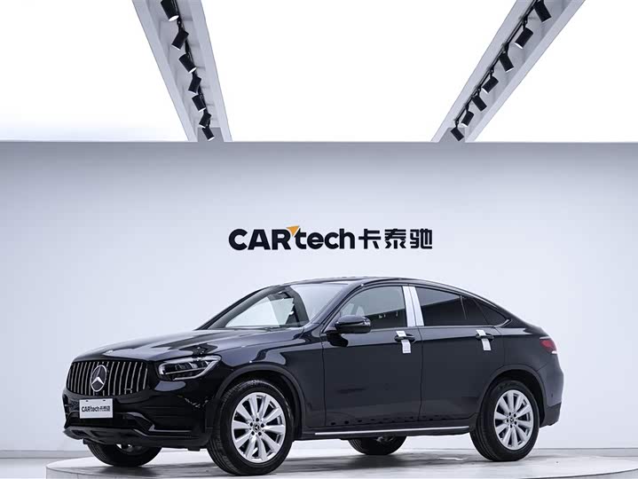 Mercedes-Benz GLC Coupe 2020 GLC 260 4MATIC Coupe SUV