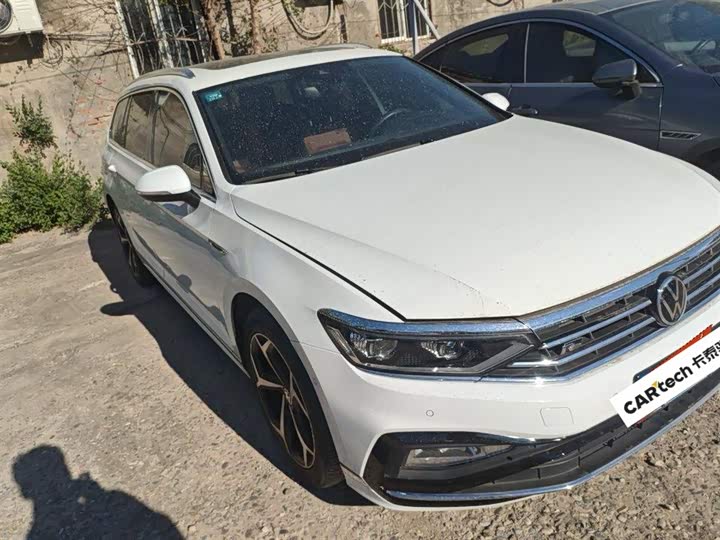 Volkswagen Passat Variant 2021 2.0T Executive