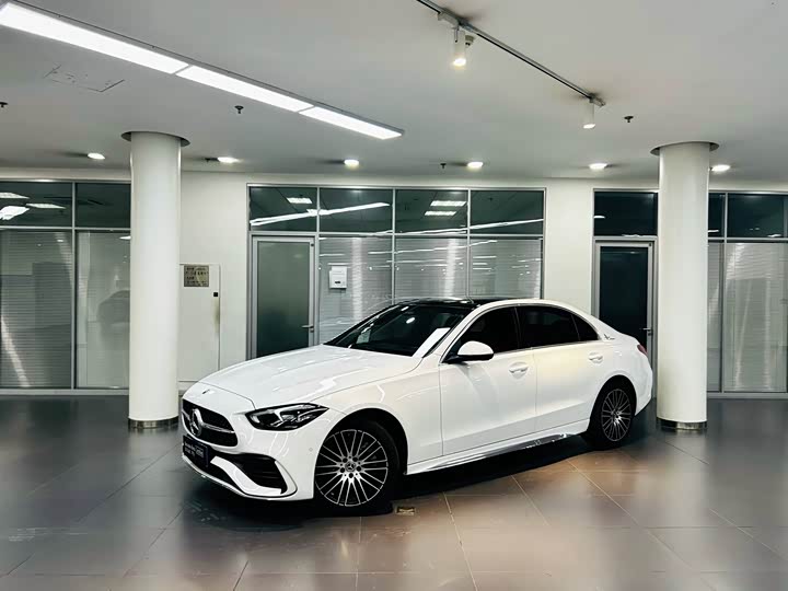 Mercedes-Benz C-Class 2024 facelift three C 260 L sports version