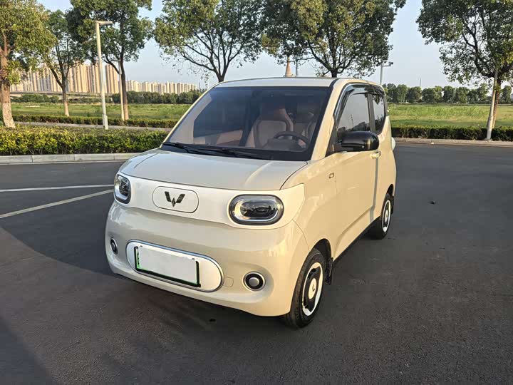 Hongguang MINIEV 2024 third generation 215km youth version