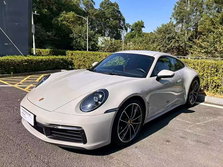 Porsche 911 2023 Carrera 3.0T