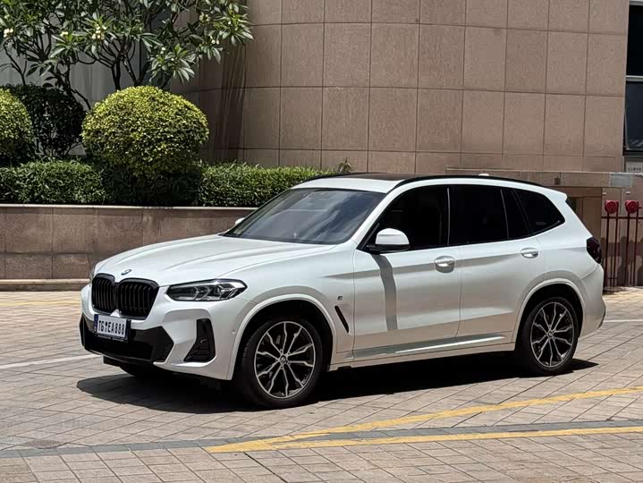 BMW X3 2022 xDrive30i Advanced M Night Package