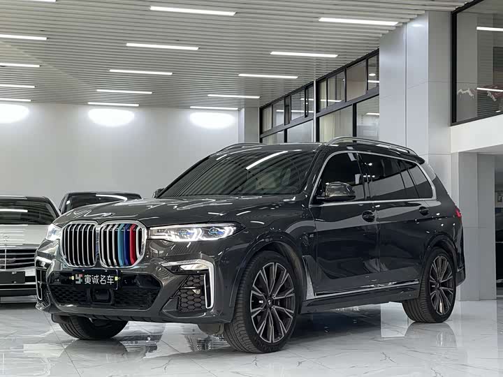 BMW X7 2021 facelift xDrive40i executive M sports package