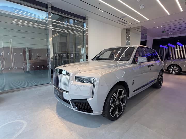 Cullinan 2024 Black Badge
