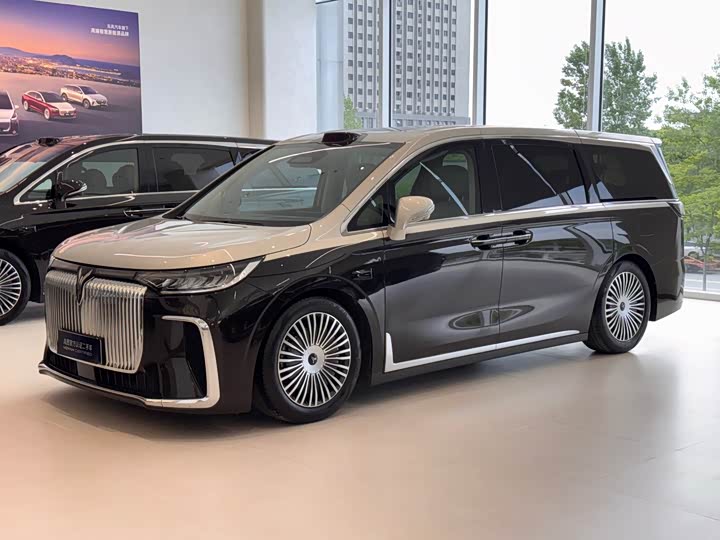 VOYAH Dream 2025 PHEV 4WD Flagship Qiankun Edition