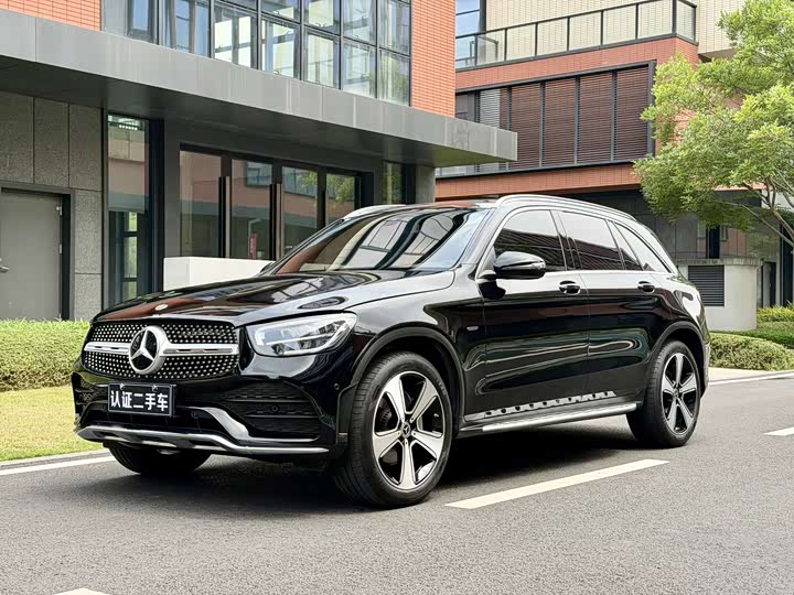 Mercedes-Benz GLC 2022 Facelift GLC 300 L 4MATIC Dynamic Collector's Edition