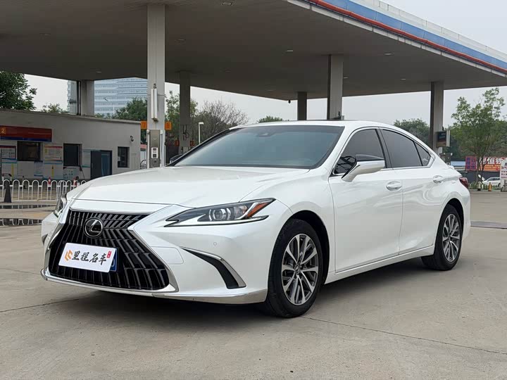 Lexus ES 2023 200 Excellence Edition