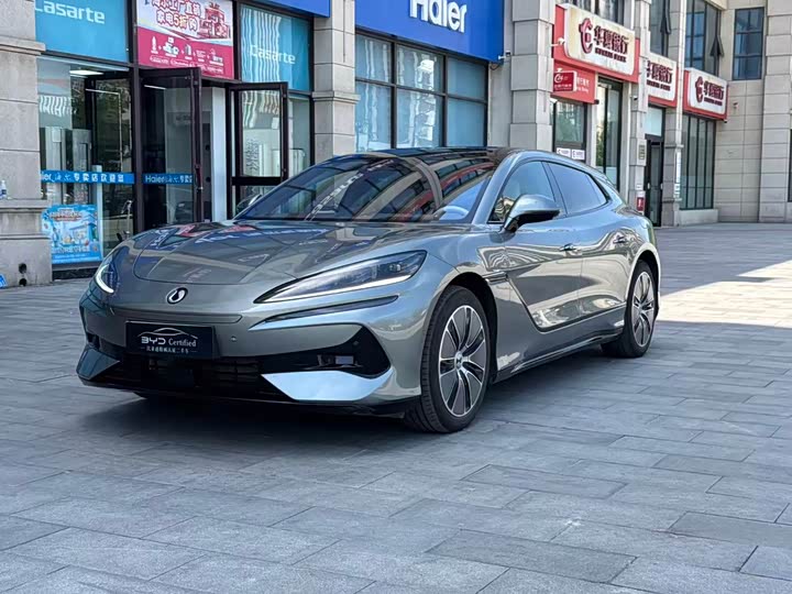 Denza Z9GT 2024 1100 four-wheel drive Max version