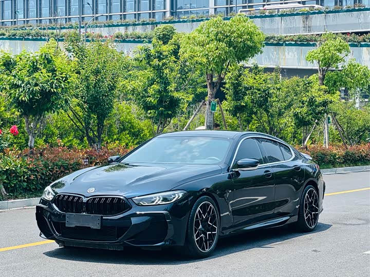 BMW 8 Series 2021 facelift 840i four-door coupe M sports package