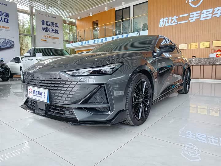 Changan UNI-V 2023 1.5T sports version