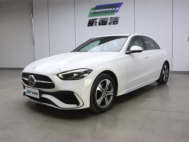 Mercedes-Benz C-Class 2022 facelift C 200 L sports version