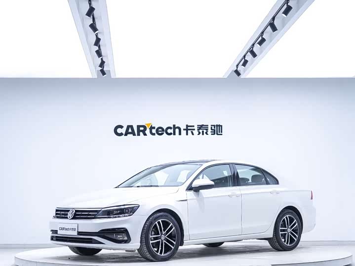 2021 Lingdu 2021 facelift 280TSI DSG comfort version