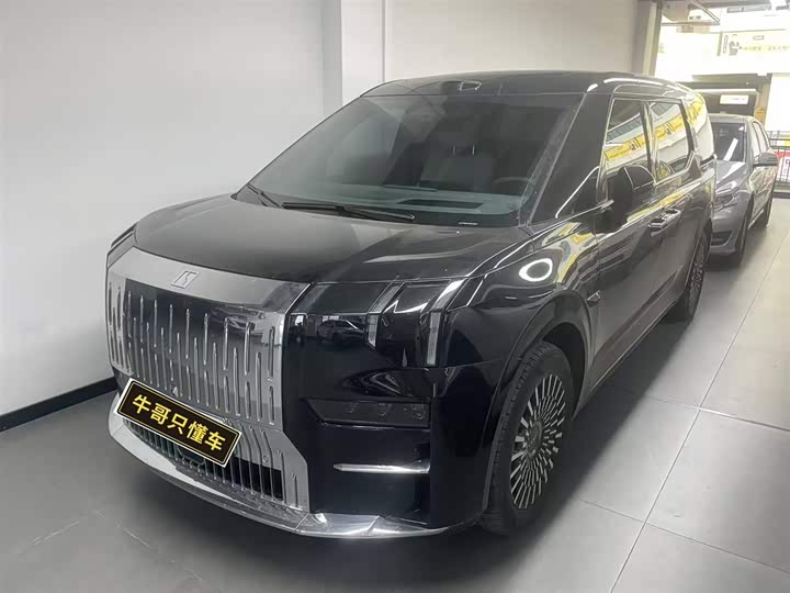 2024 Jikrypton 009 2024 seven-seat aisle version four-wheel drive 108kWh