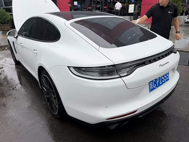 2024 Panamera 2023 Panamera 2.9T