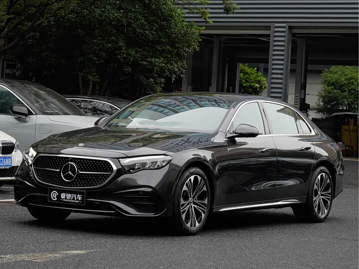 Mercedes-Benz E-Class 2024 E 300 L Fashionable and Sporty