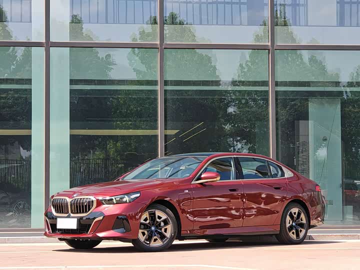 2024 BMW i5 2024 eDrive 35L Exclusive M Sports Package