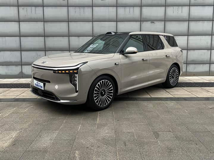 2026 Zhiji LS8 2026 66 Ultra technology flagship large five-seater