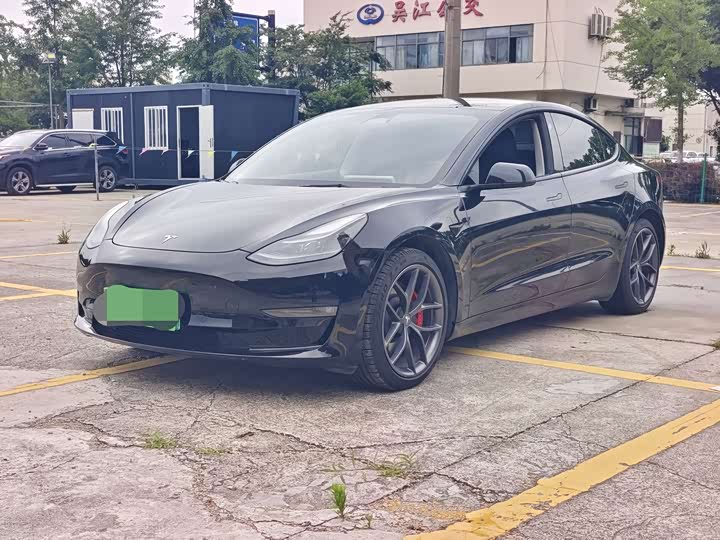 2022 Model 3 2022 Performance high-performance all-wheel drive version