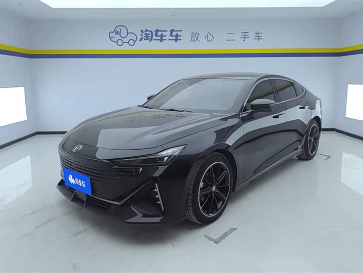 Changan UNI-V 2022 1.5T premium model