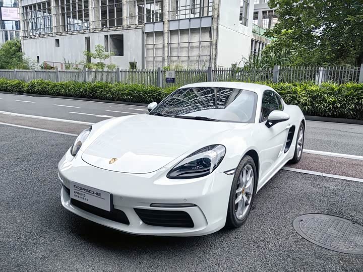 2022 Porsche 718 2022 Cayman 2.0T