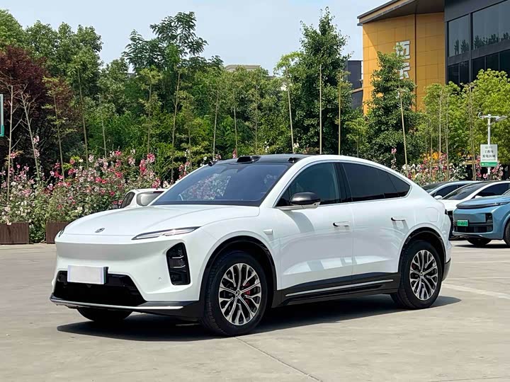 NIO EC6 2025 model 75kWh