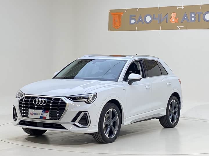 2022 Audi Q3 2022 35 TFSI Fashionable and Dynamic
