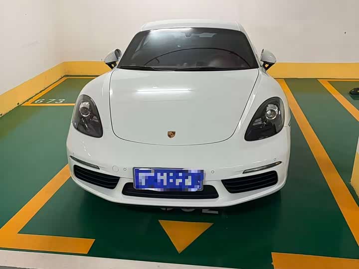 2023 Porsche 718 2022 Cayman 2.0T