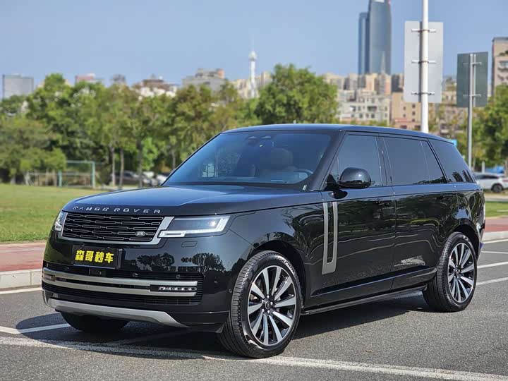 Range Rover 2023 3.0 L6 400PS Seven-seater Extended Edition