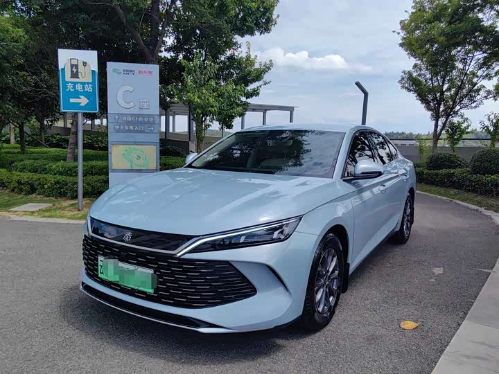 Qin L 2024 DM-i 80KM leading model