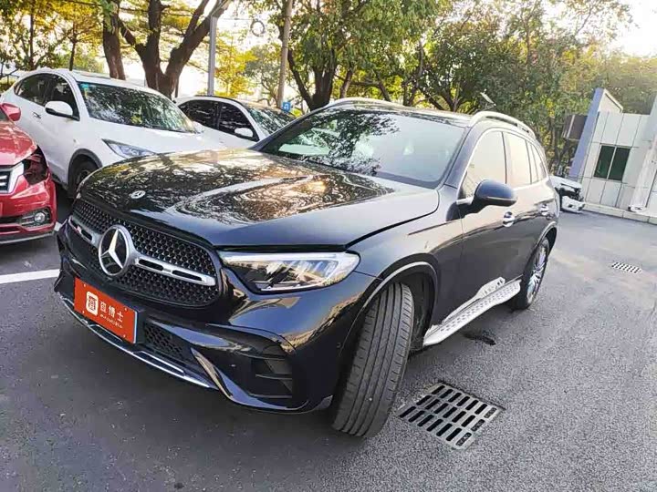 Mercedes-Benz GLC 2025 GLC 300 L 4MATIC Dynamic 5-seater