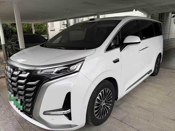 Denza D9 2025 DM-i Intelligent Driving Edition 1020 AWD Premium