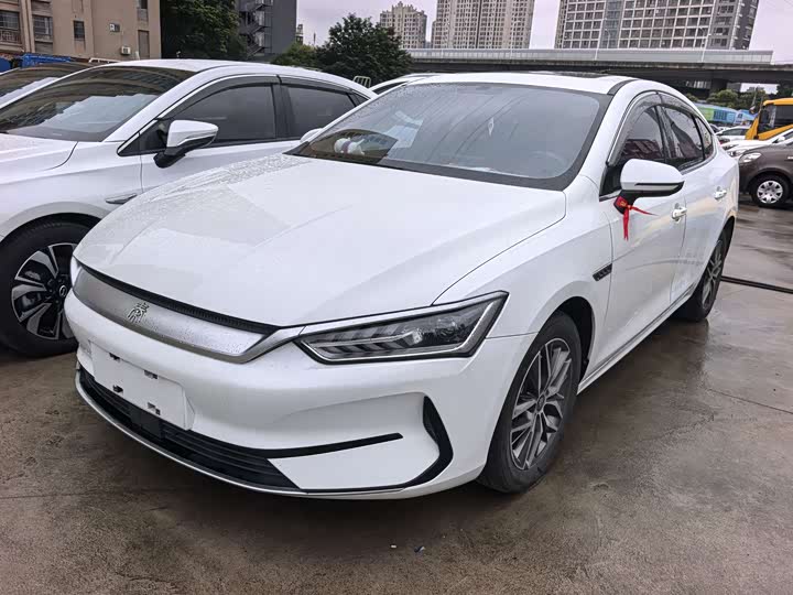 Qin PLUS 2021 EV 500KM luxury model