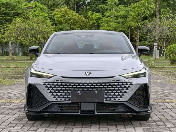 Changan UNI-V 2023 2.0T speed version