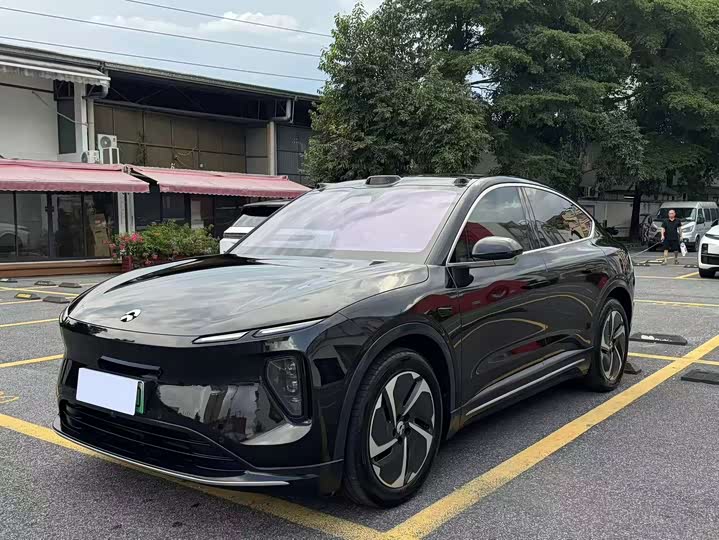 NIO EC6 2024 model 75kWh
