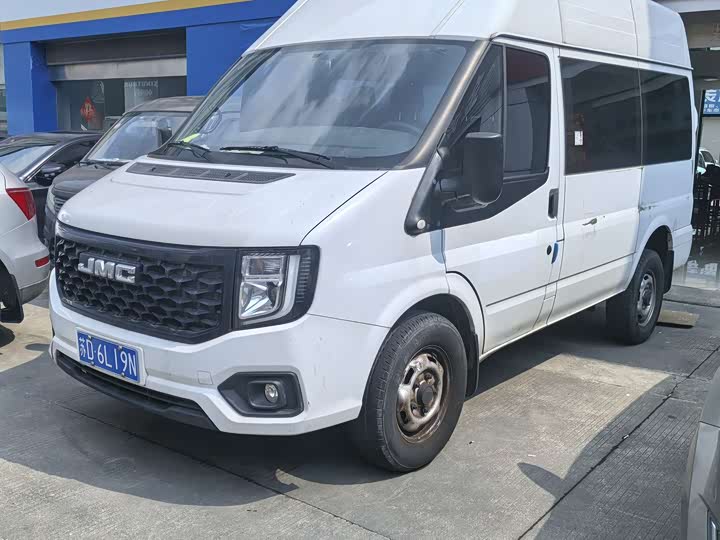 Jiangling Fushun 2023 2.0T manual short-axle mid-range commercial multifunctional passenger car with 5 seats