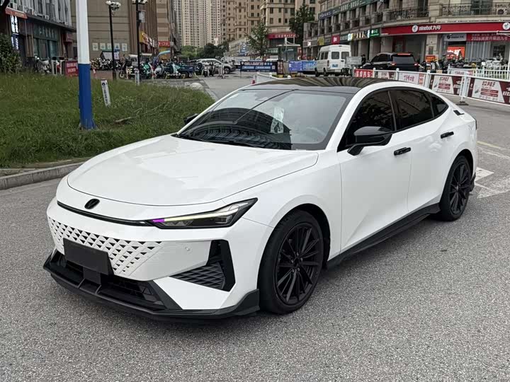 Changan UNI-V 2024 1.5T exclusive model