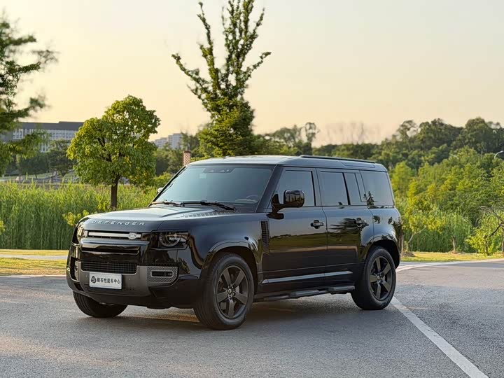 Land Rover Defender 2024 110 3.0T P400 X-DYNAMIC HSE