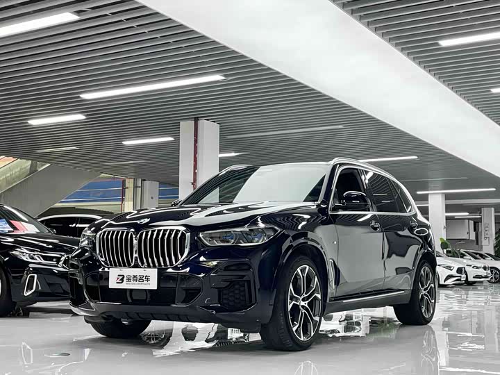 BMW X5 2022 facelift xDrive 40Li exclusive M sports package