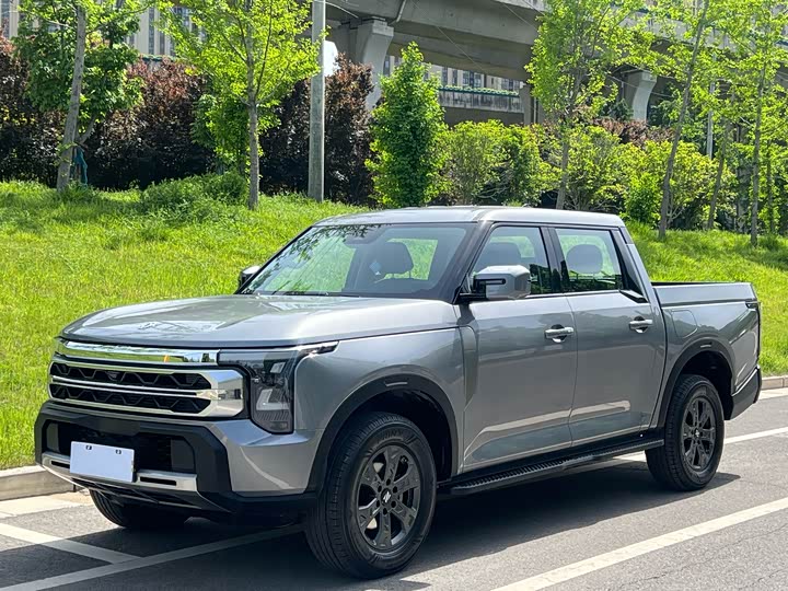 Zhengzhou Nissan Z9 2025 GT 2.3T automatic diesel four-wheel drive enjoyment version