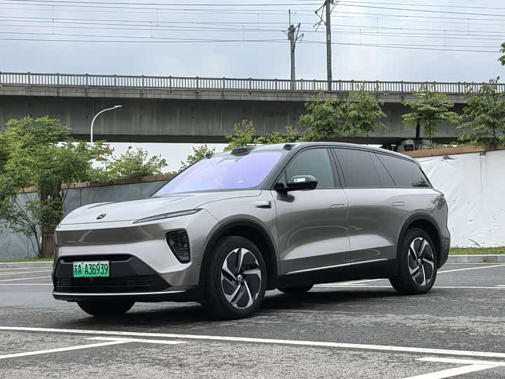 NIO ES8 2023 model 75kWh