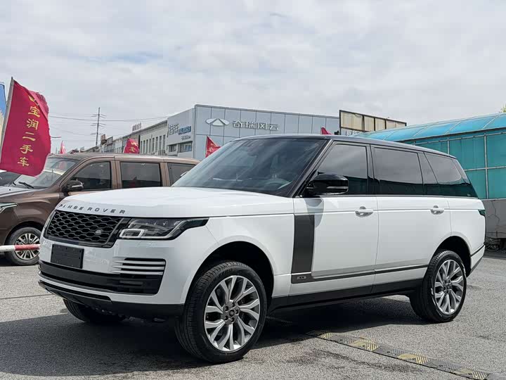 Range Rover 2022 3.0 L6 400PS Legendary Extended Classic Edition