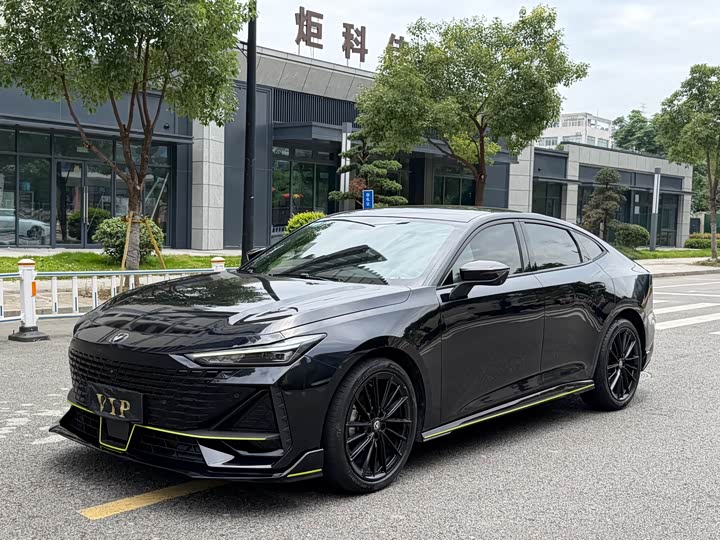 Changan UNI-V 2022 1.5T sports version