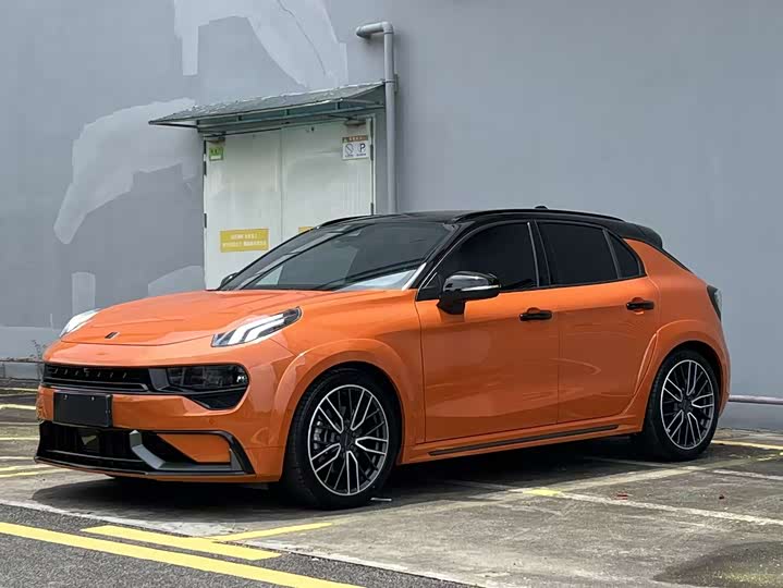 Lynk & Co 02 Hatchback 2021 2.0TD Halo Driving Control Kit Edition