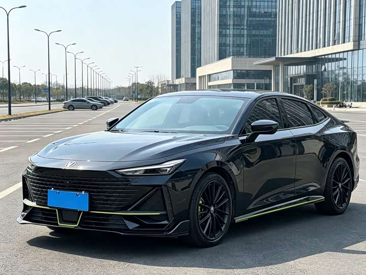 Changan UNI-V 2022 1.5T sports version