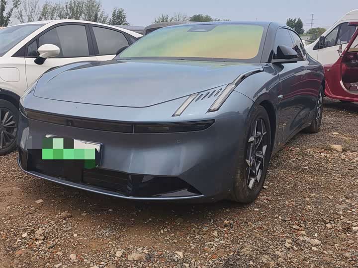 Lynk & Co Z10 2024 95kWh 766km rear drive Max