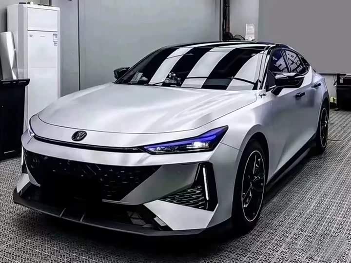 Changan UNI-V 2023 1.5T sports version