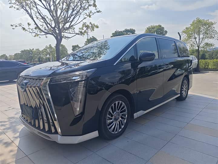 Trumpchi M8 2023 Grandmaster Series Dual Engine Royal Edition